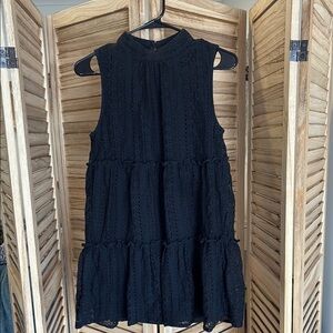 Elegant Black Sleeveless Lace Dress